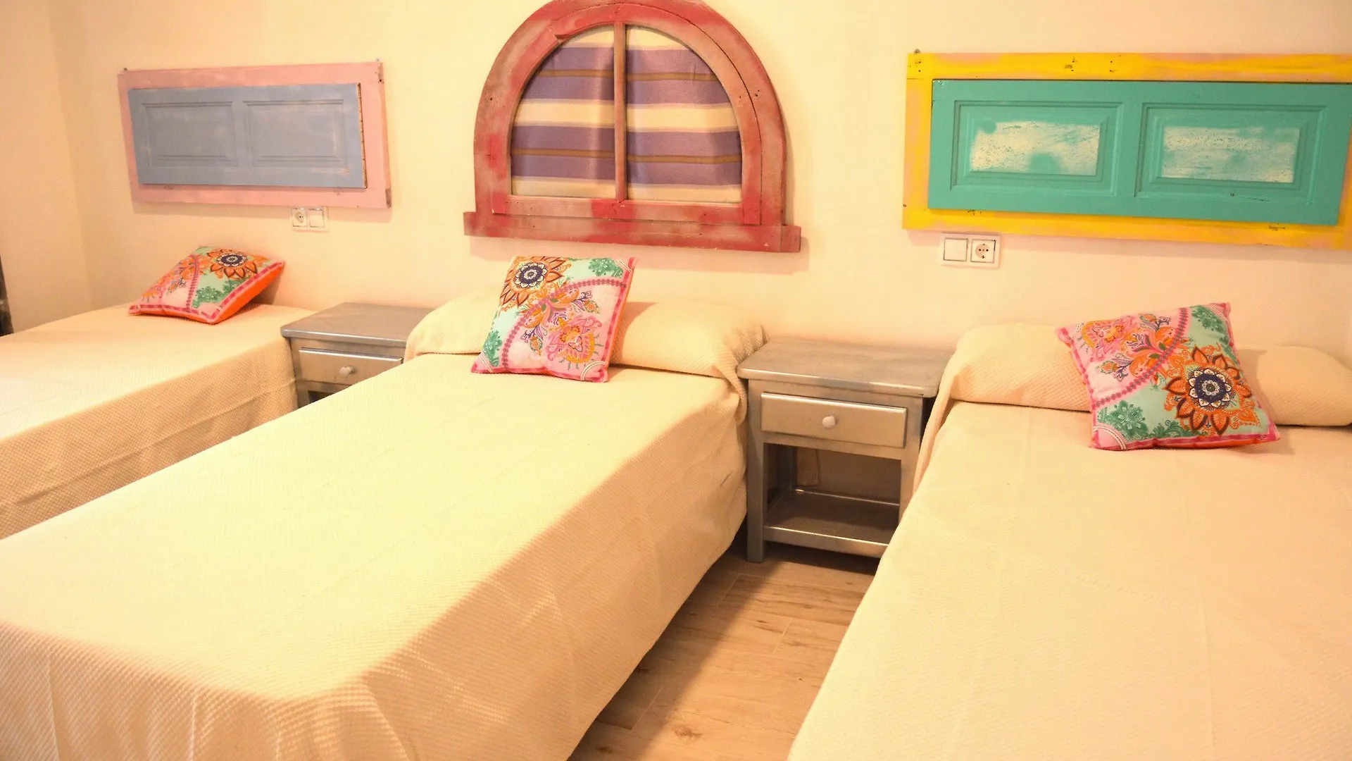 Apartamento 19 Dias Y Muchas Noches 加的斯